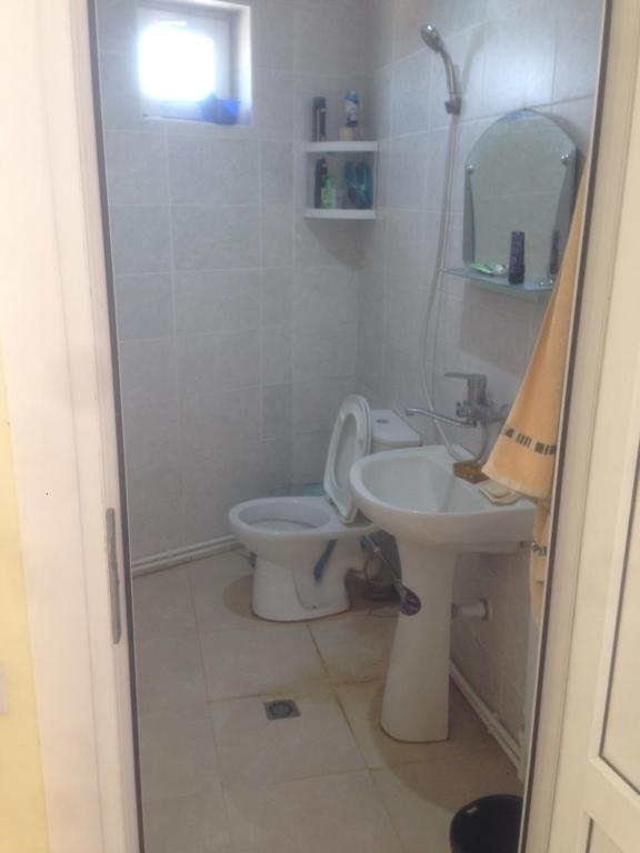 148804533 (1) 148804533 (1)